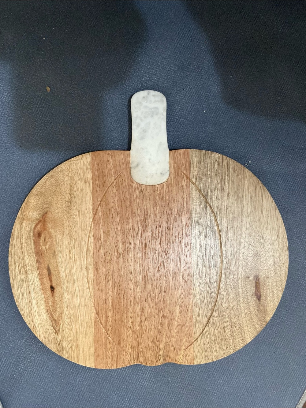 Pumpkin-Shaped Wood Cutting Board